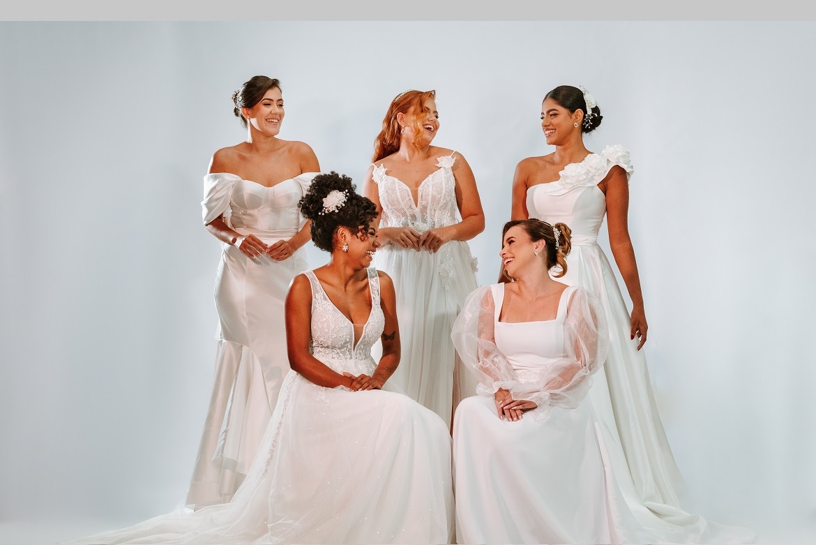 mulheres vestidas de noiva foto de mulheres vestidas de noiva